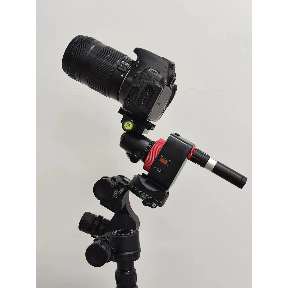 Move Shoot Move 3 Way Geared Tripod – Dark Clear Skies UK