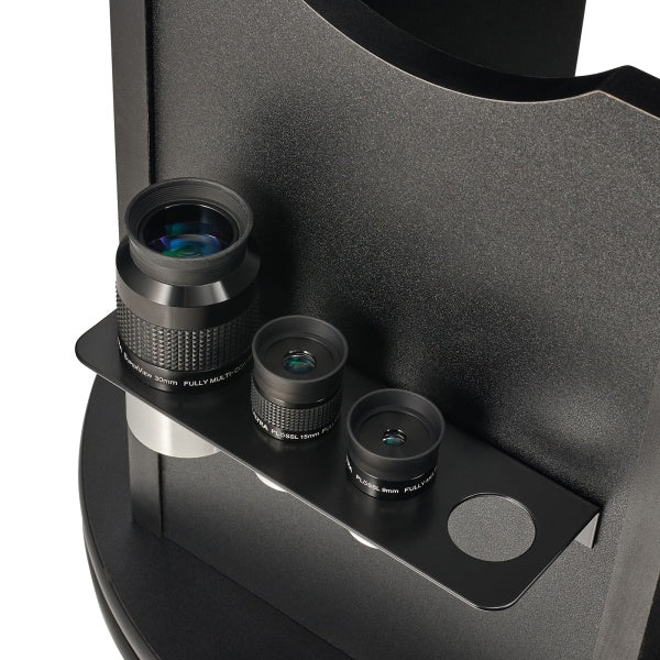 Included 30mm, 15mm and 9mm eyepieces in the accessory tray